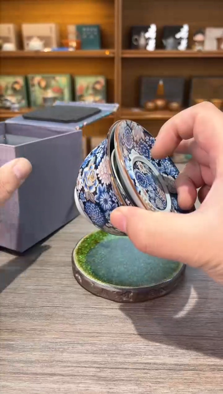 【闪购商品】蓝红万花盖碗茶具