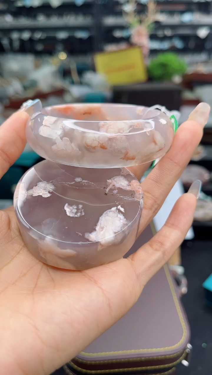 石英质玉未镶嵌手镯56圈口（赠品镯心）6790947