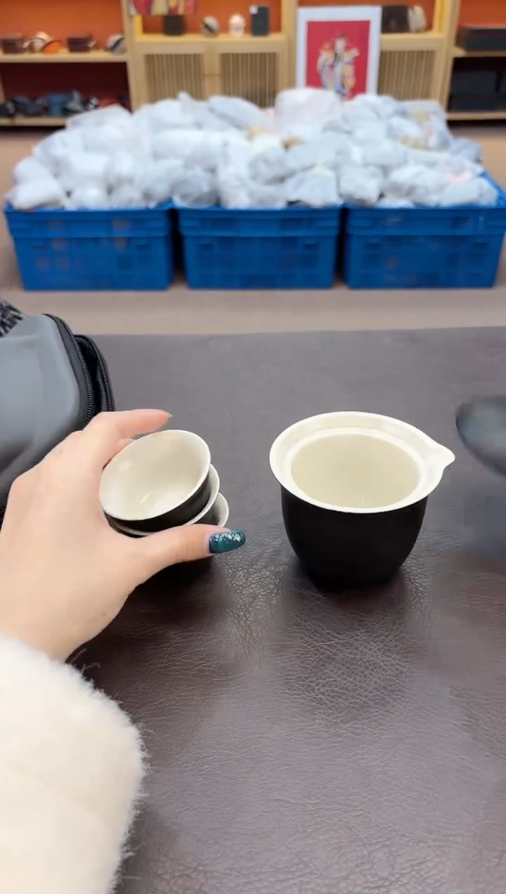 【闪购商品】摆件瓷SC1111111111111