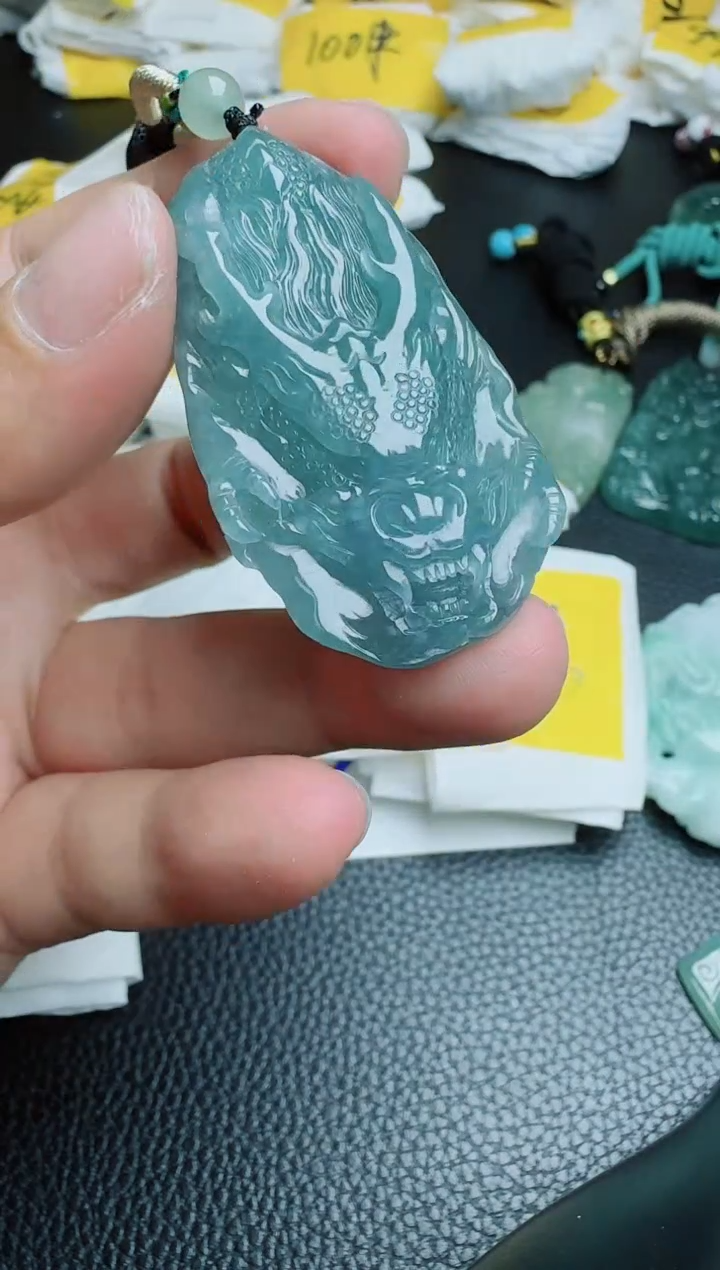 【闪购商品】翡翠吊坠(不含链)未镶嵌1