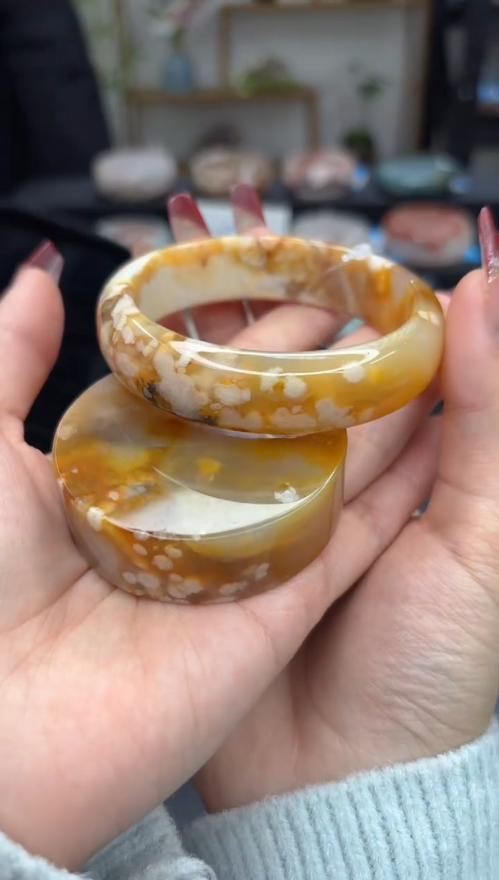 【闪购商品】石英质玉手镯未镶嵌C868(60圈赠送镯心)