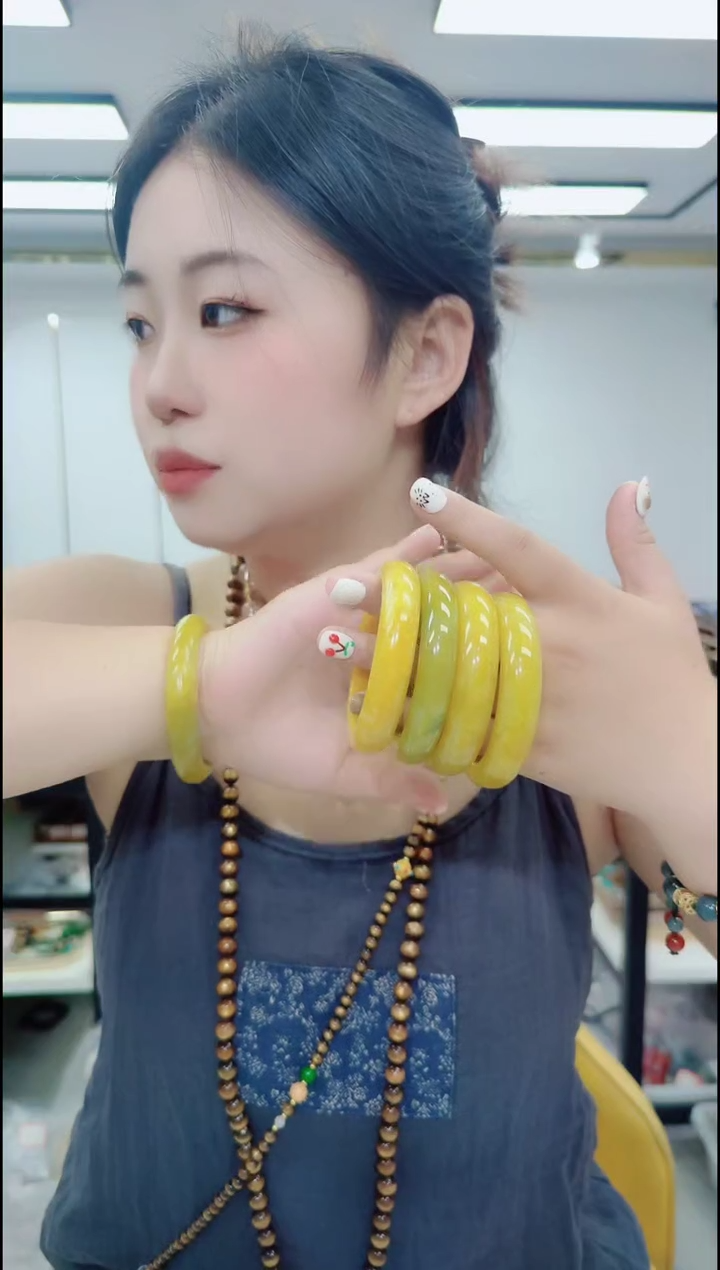树脂制品0647黄手镯56-58