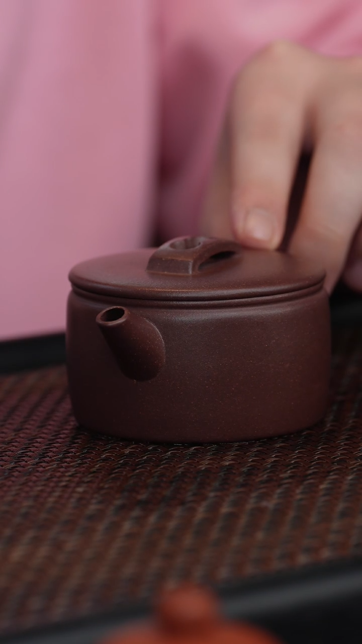 【闪购商品】宜兴紫砂原矿半手汉瓦