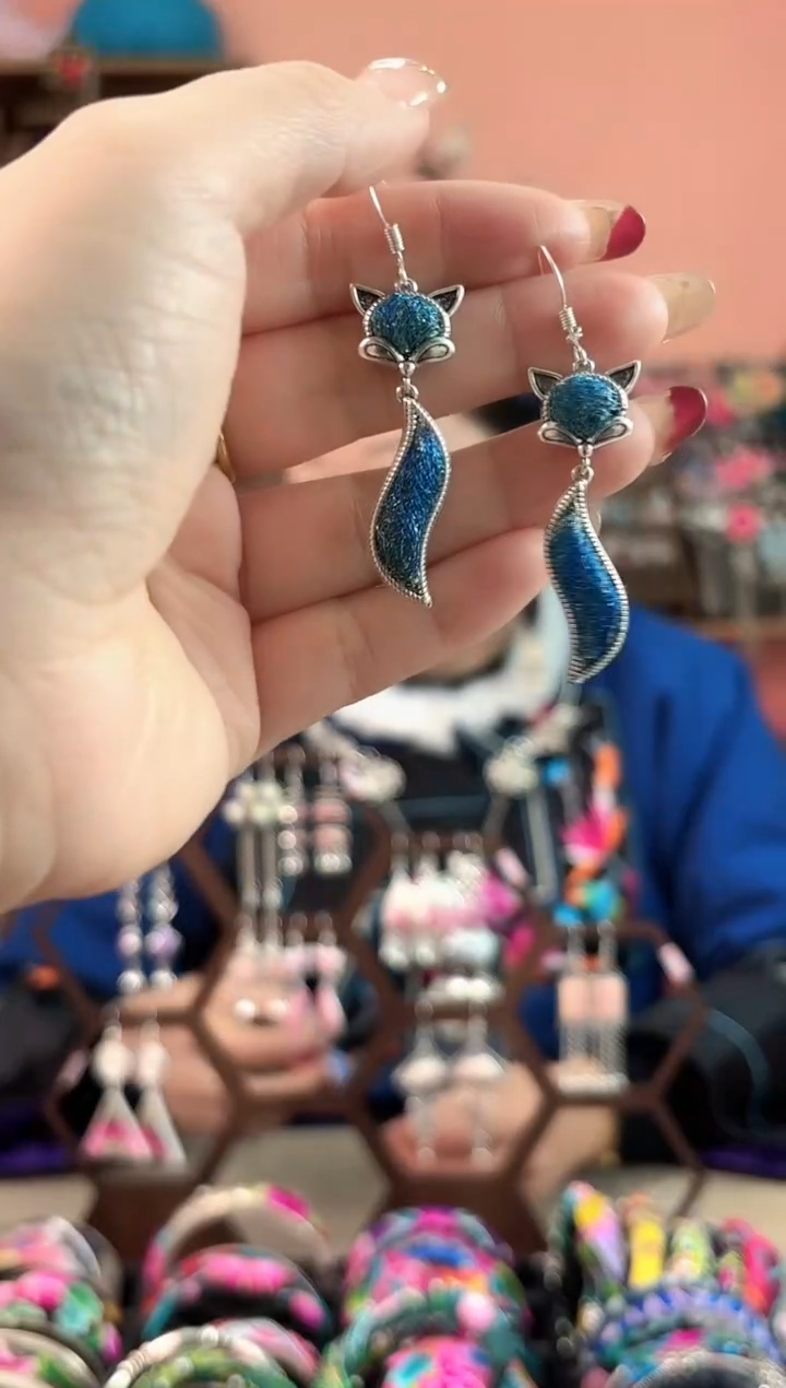 艺枝独绣手工饰品209