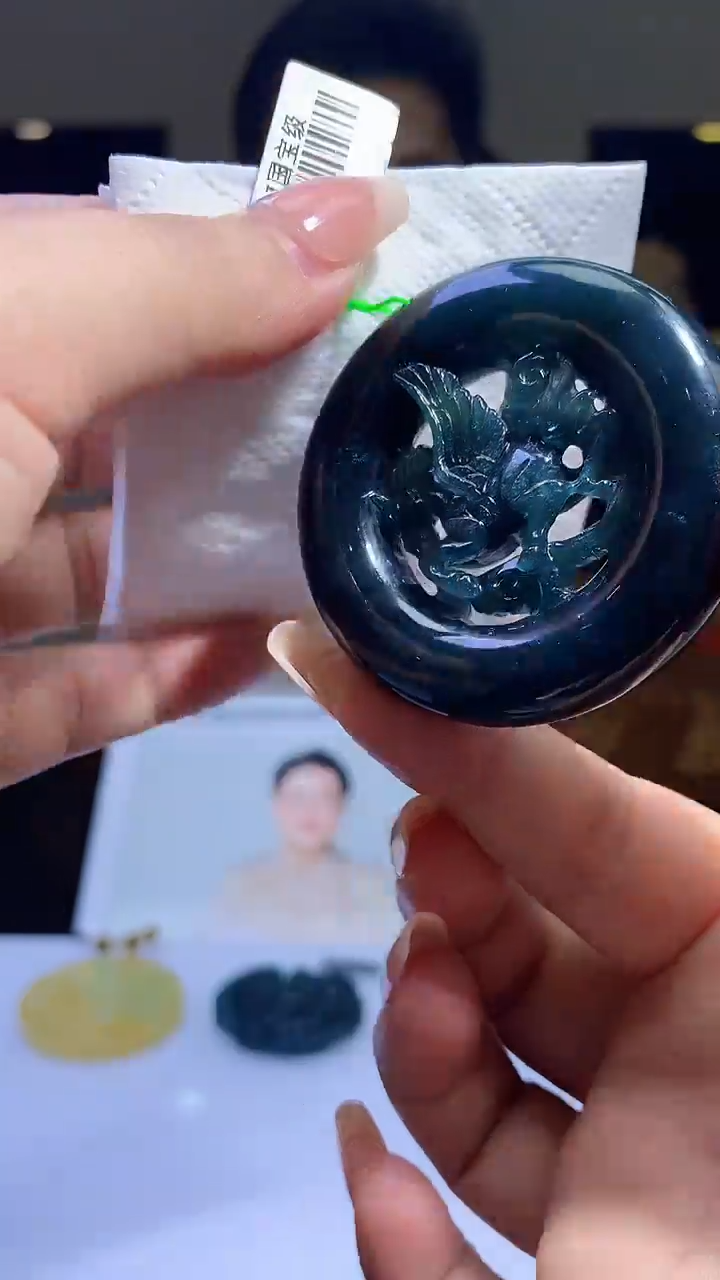 【闪购商品】定制翡翠未镶嵌1002xx-毛货挂件32