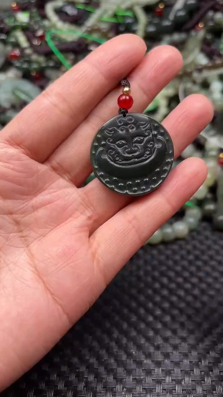 【闪购商品】和田玉颈饰未镶嵌1