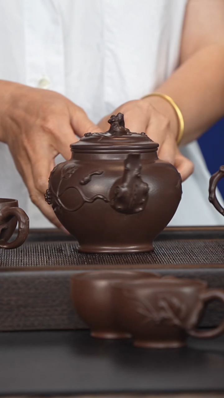 茶壶紫砂宜兴紫砂壶xjz25115