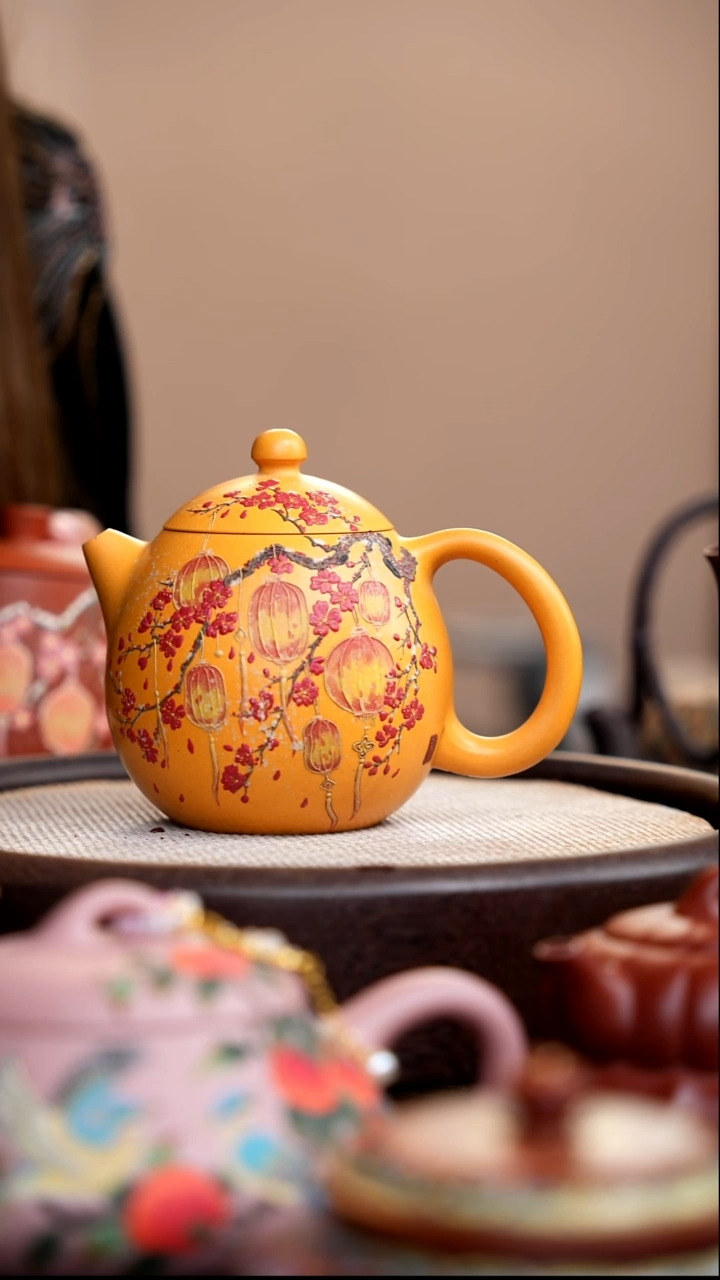 茶壶紫砂黄金段龙蛋泥绘张灯结彩