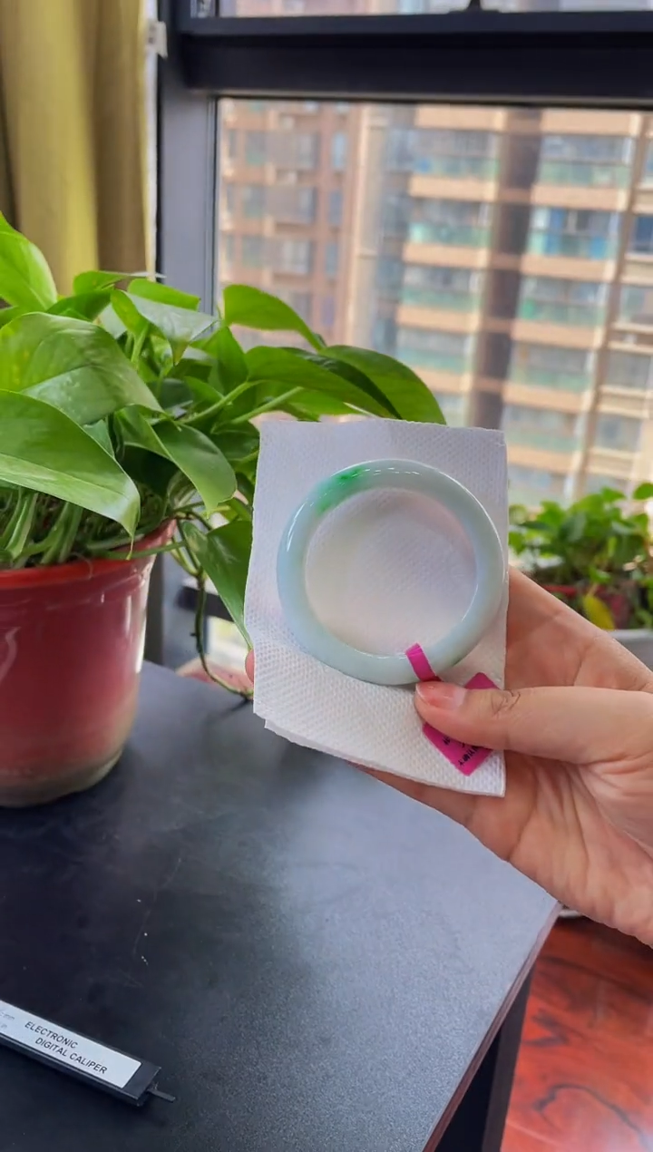 翡翠手镯未镶嵌114手镯54.6