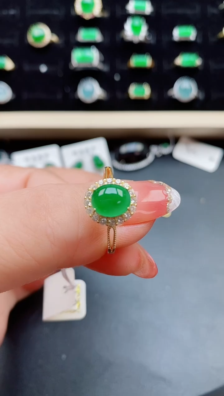 【闪购商品】翡翠戒指银S925镶嵌8500