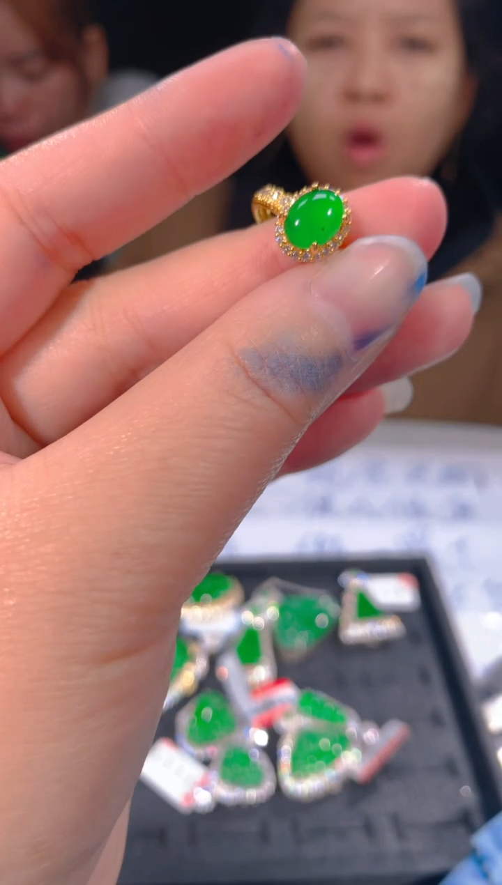【闪购商品】定制翡翠未镶嵌104多样性发货（发其一）