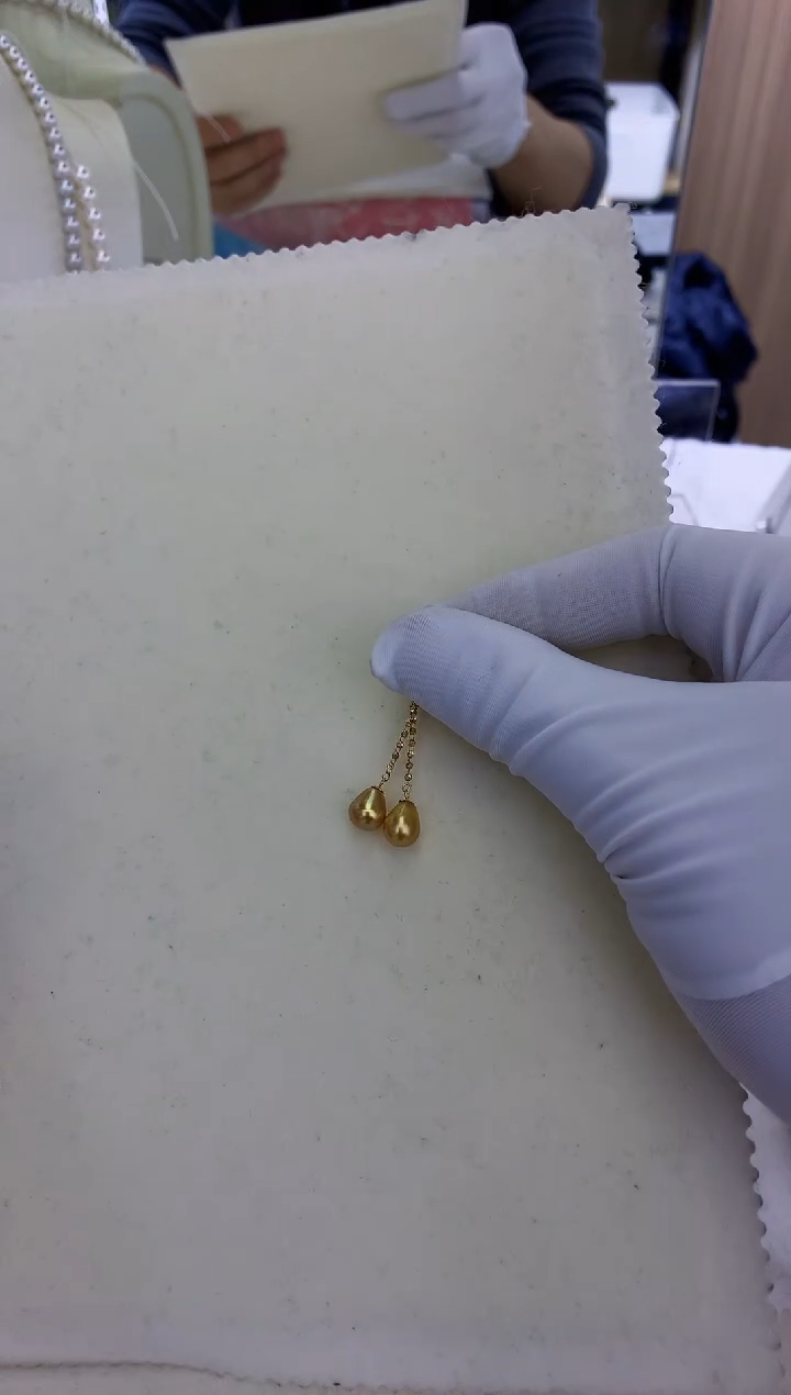 【闪购商品】18K金镶嵌饰品海水珍珠金珠keshi豆豆耳线