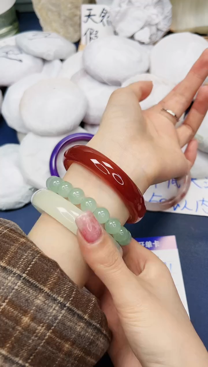 【闪购商品】石英质玉手镯未镶嵌22-玛瑙-圈口58