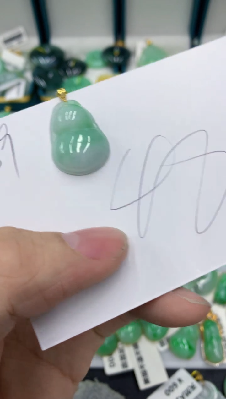 【闪购商品】翡翠颈饰18K金镶嵌号链接11111