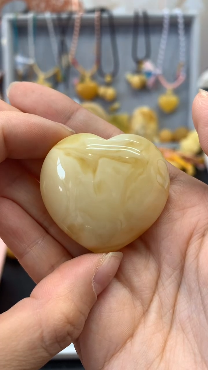 【闪购商品】琥珀珠宝奇石未镶嵌1685