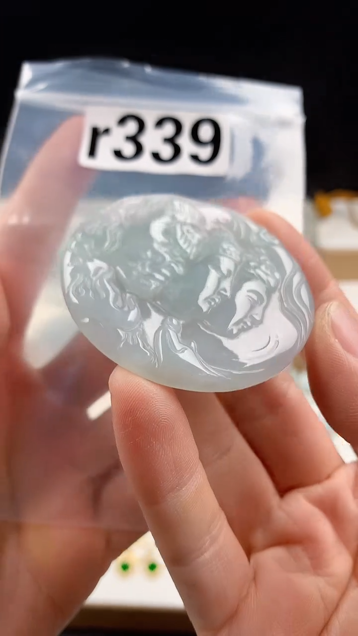 颈饰未镶嵌翡翠天然翡翠吊坠挂件