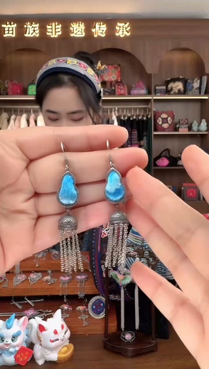 【闪购商品】织绣扶光苗绣传承164