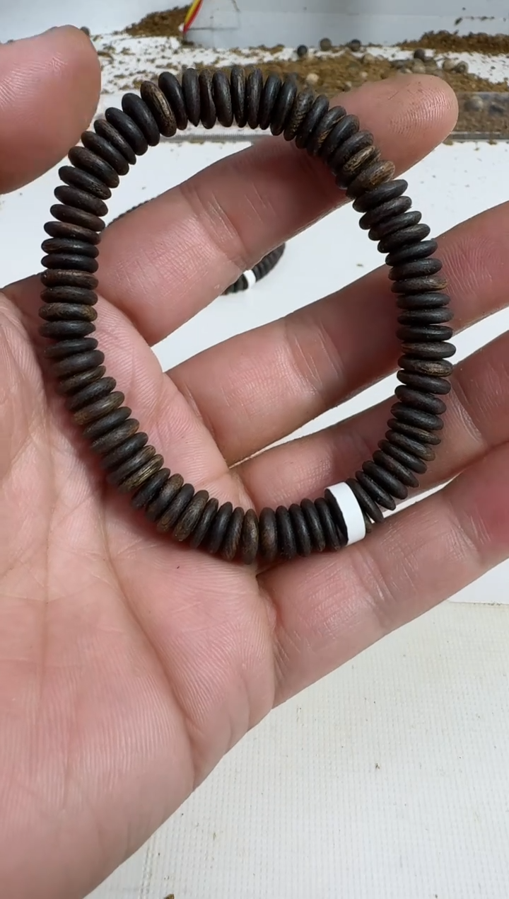 【闪购商品】沉香手串乌身0.9规格单圈10克算盘珠沉水