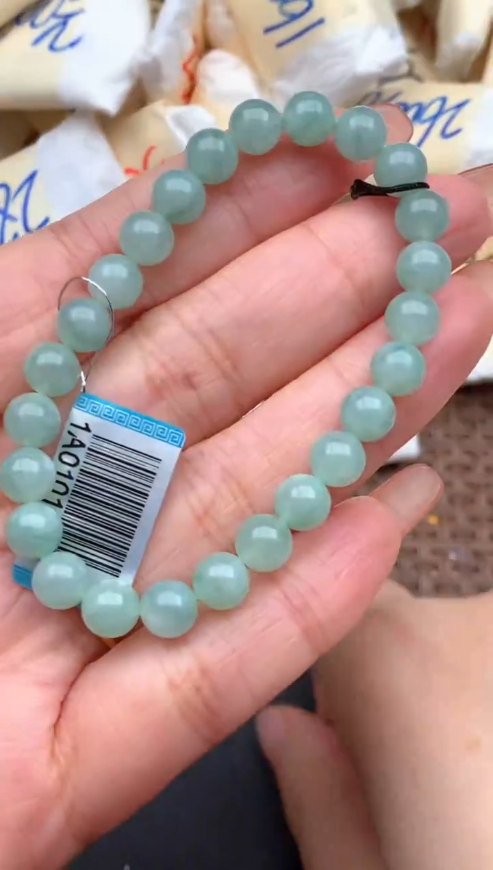 未镶嵌挂件翡翠1