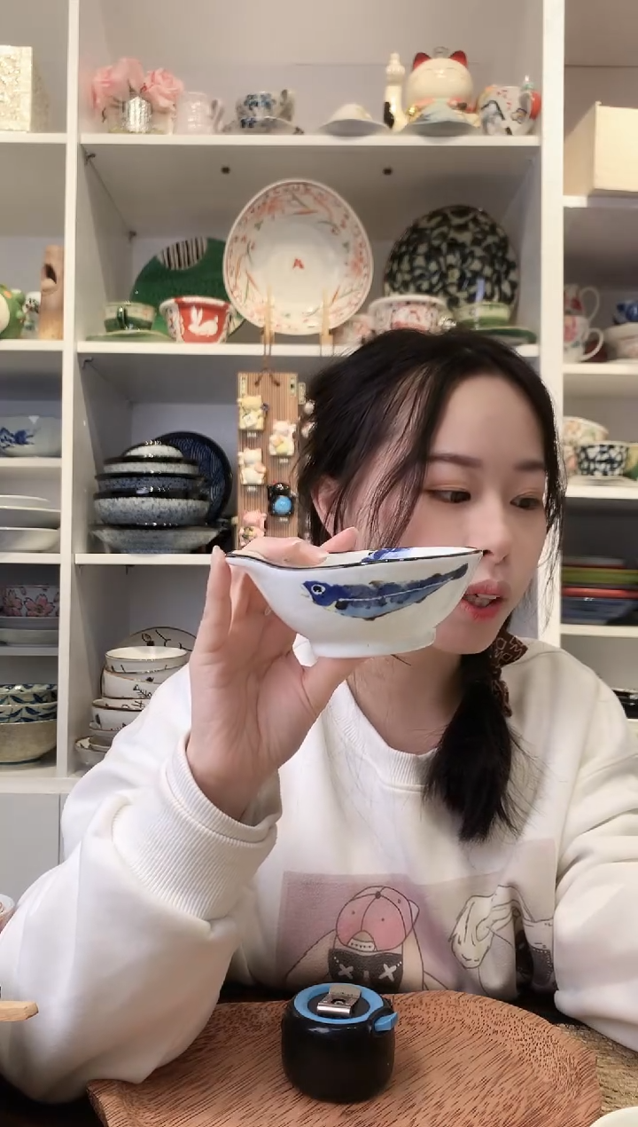 陶瓷【微瑕】九谷秋刀鱼单耳碗