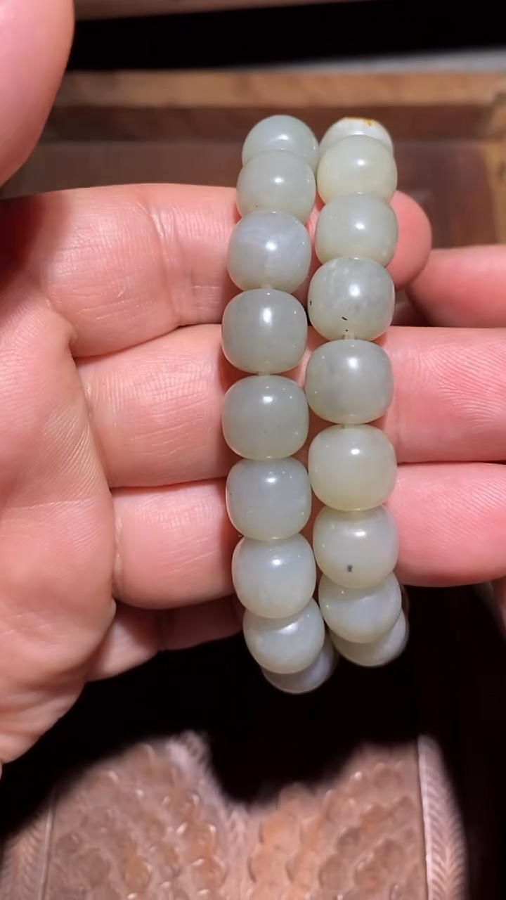 未镶嵌和田玉挂件HLW1125-1(多样性发其一