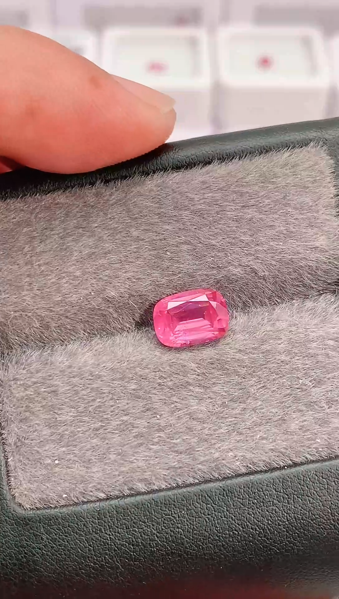 裸石尖晶石2.56-15360天然马亨盖尖晶石