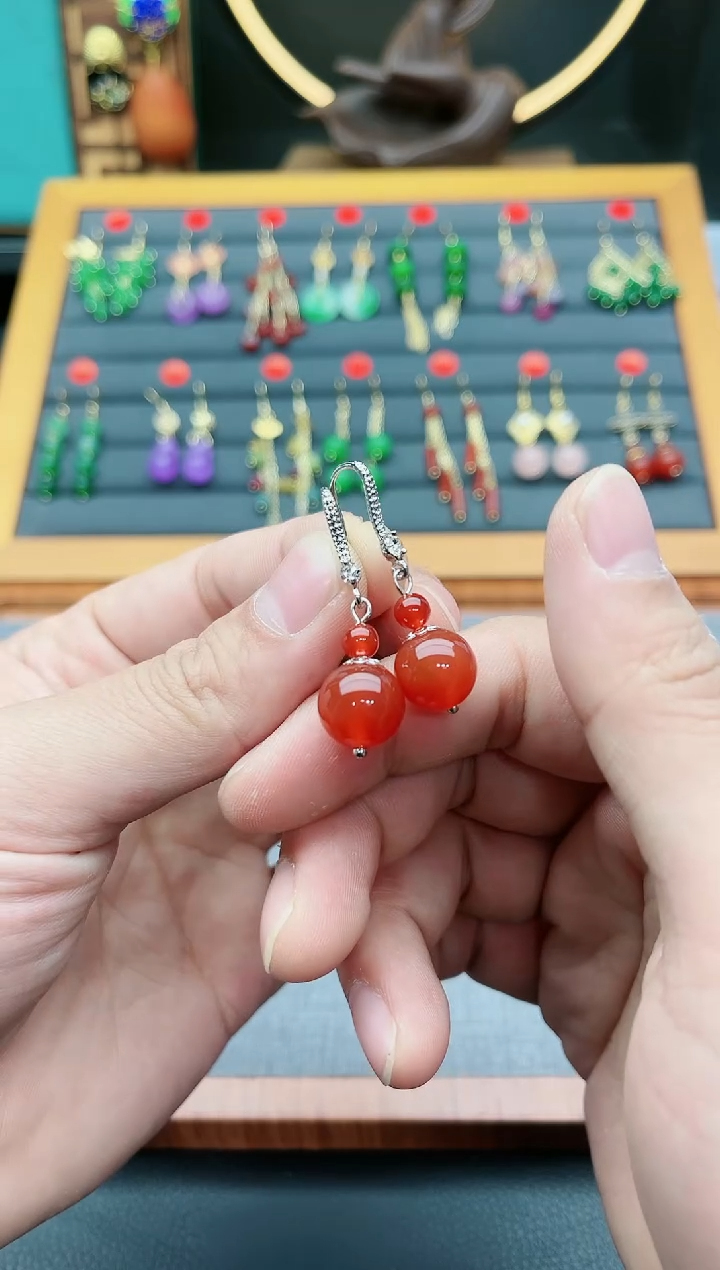 【闪购商品】南红玛瑙耳饰银S925镶嵌408000