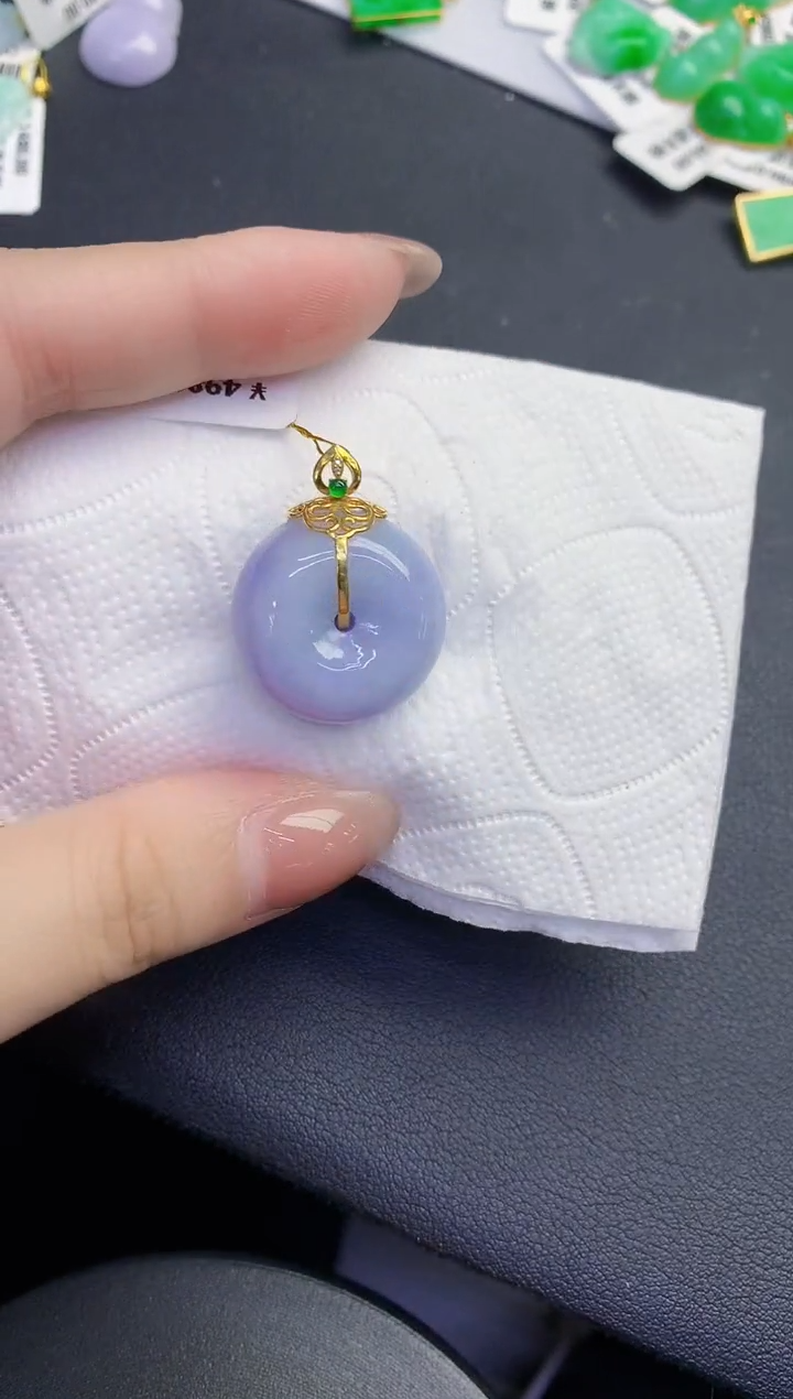 颈饰18K金镶嵌翡翠缅甸天然翡翠a货