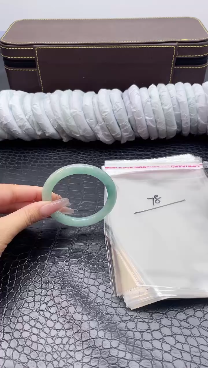 78手镯所见即所得拍啥发啥