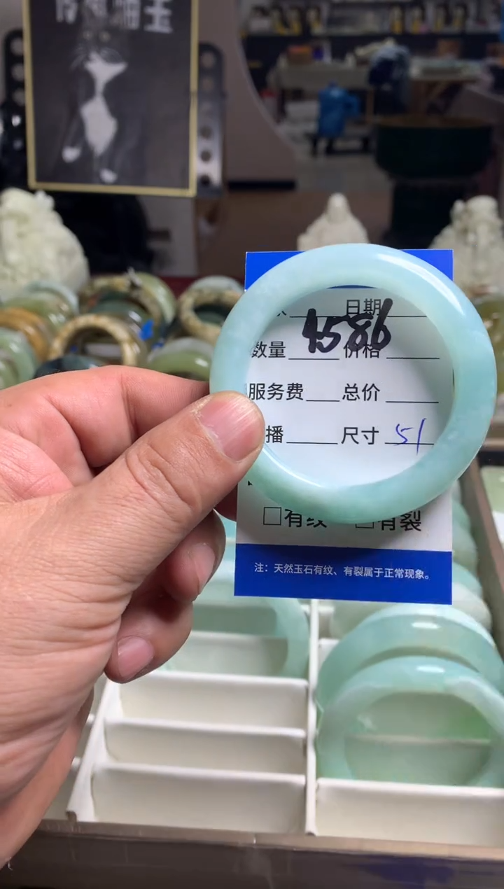 【闪购商品】蛇纹石玉手镯未镶嵌4586