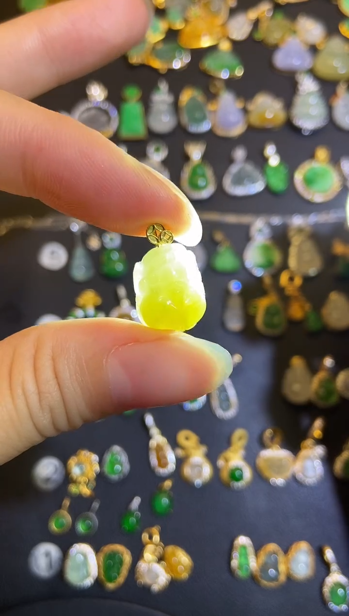 吊坠(不含链)18K金镶嵌翡翠1