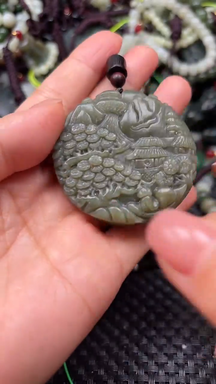 【闪购商品】和田玉颈饰未镶嵌.