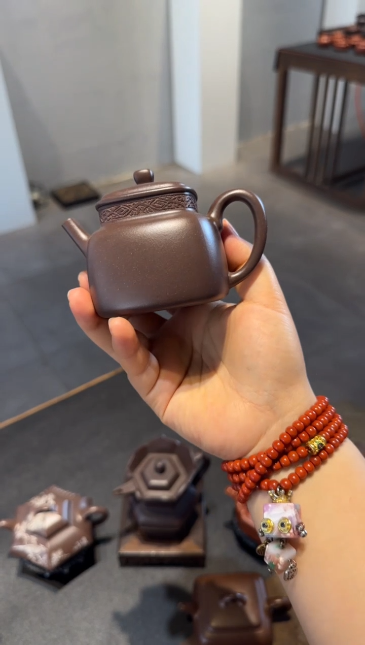 茶壶紫砂四方言心