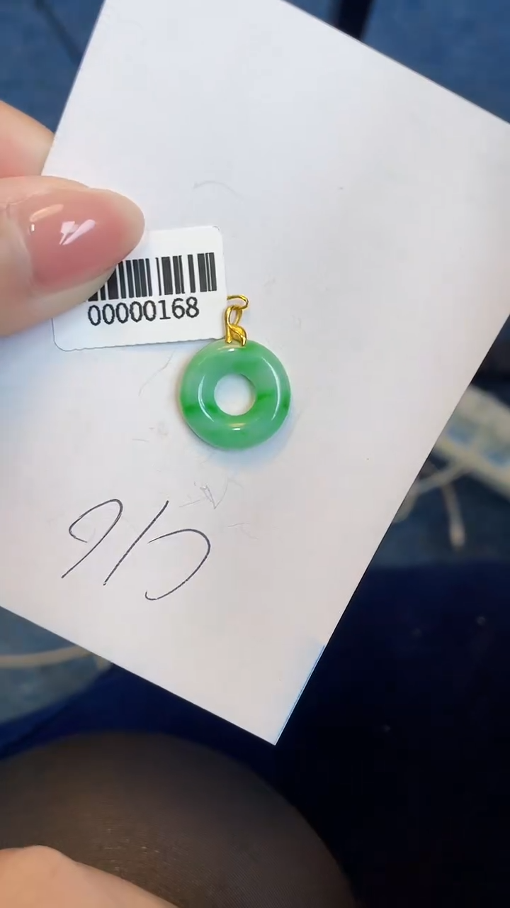 翡翠18K金镶嵌颈饰0000000000