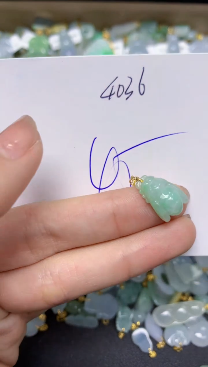 【闪购商品】翡翠颈饰18K金镶嵌天然翡翠A货