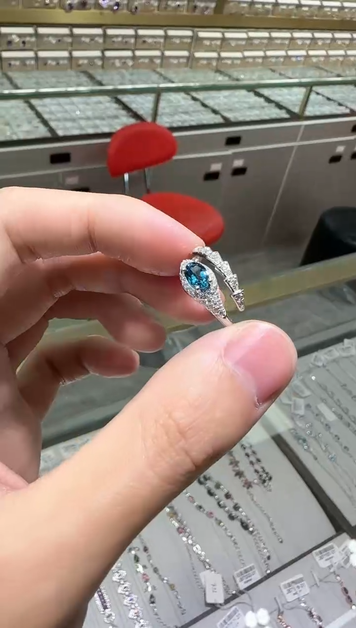 【闪购商品】托帕石戒指银S925镶嵌设计款