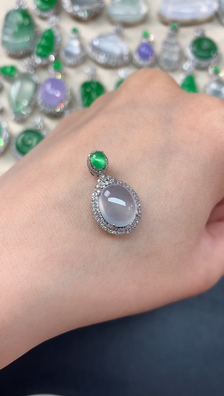 【闪购商品】翡翠吊坠(不含链)18K金镶嵌A115|6800