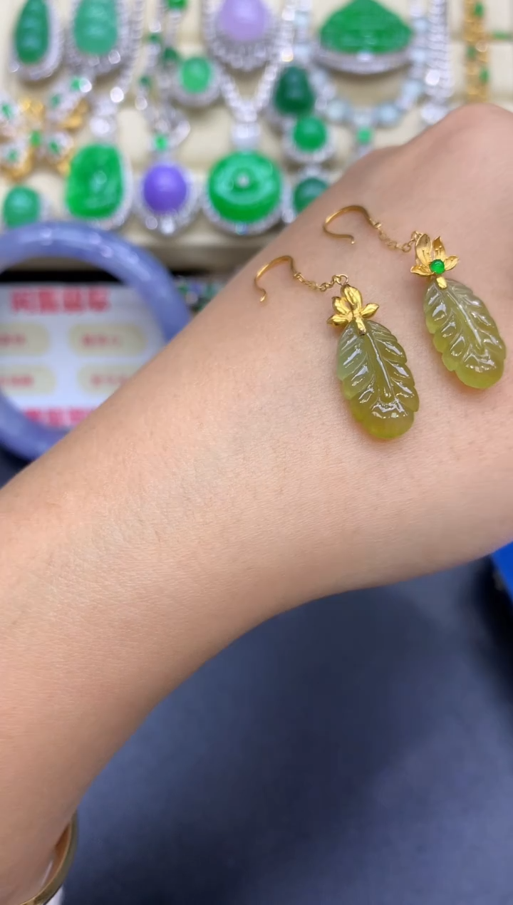 18K金镶嵌翡翠耳饰101-中国好珍宝