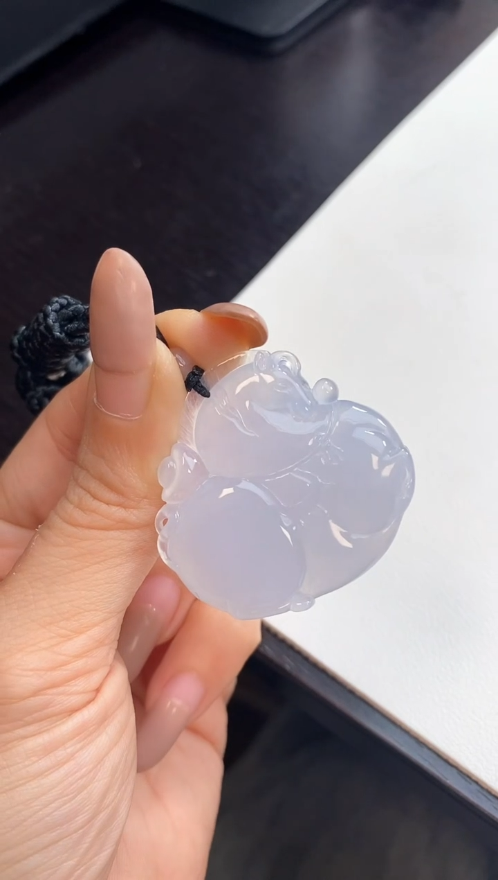 颈饰未镶嵌翡翠唐马