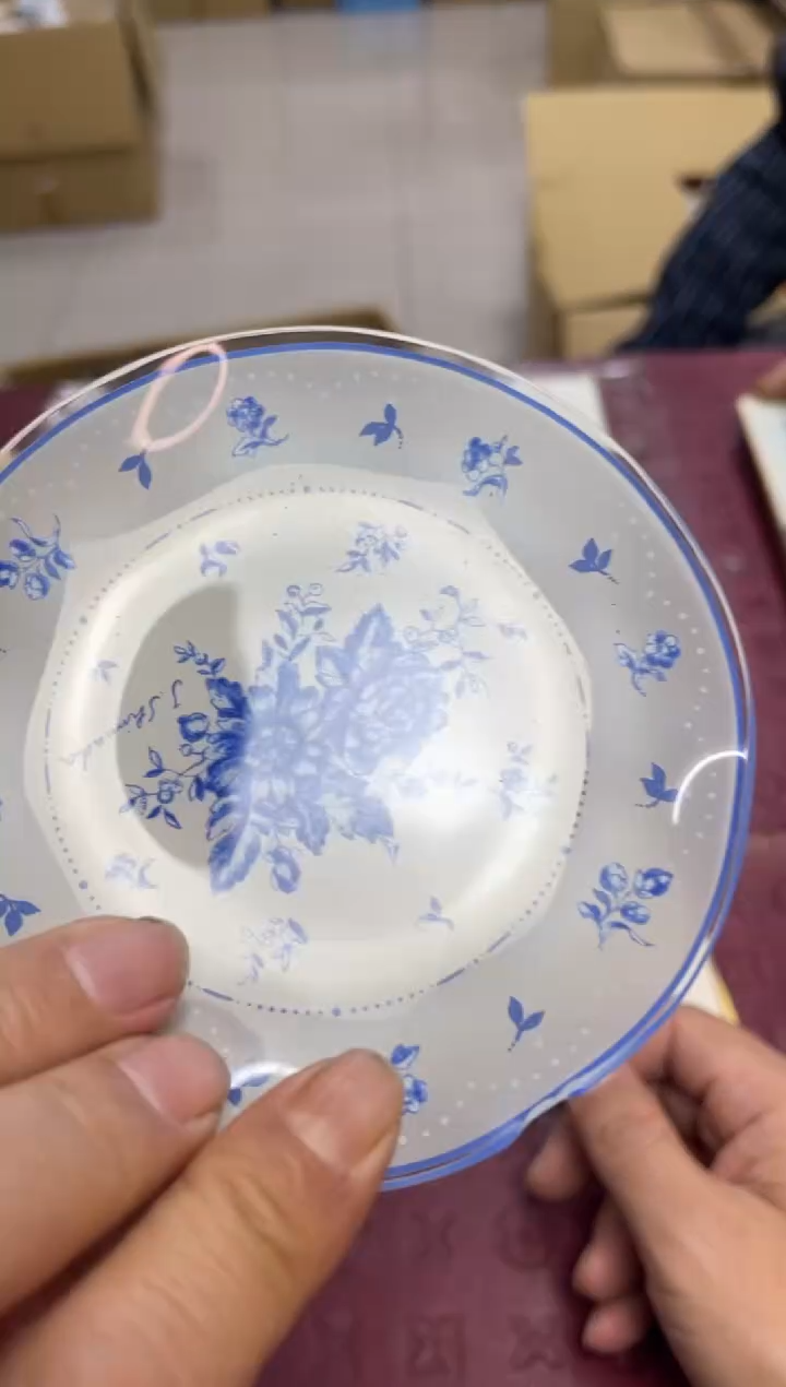 碟伊*饭默认微瑕，no退no换，介意勿拍