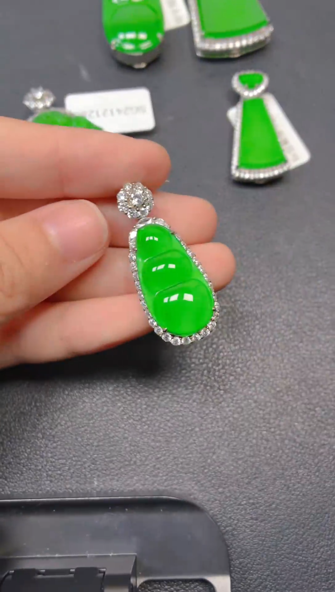 颈饰银S925镶嵌翡翠1