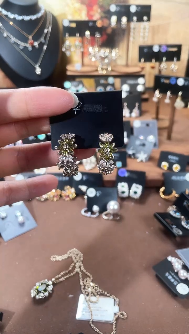 合金925银锆石里367