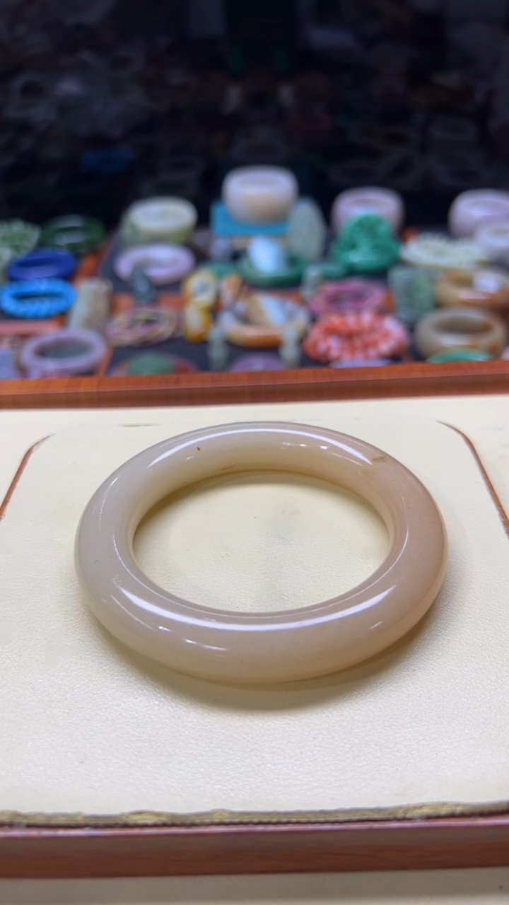 未镶嵌手镯石英质玉寒**凌122