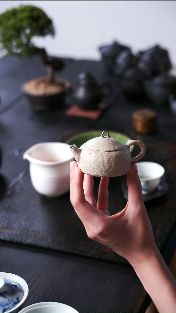 孔**✌兰鼎平手捏壶65ml