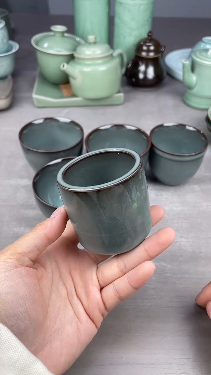 青瓷仓储清仓福利