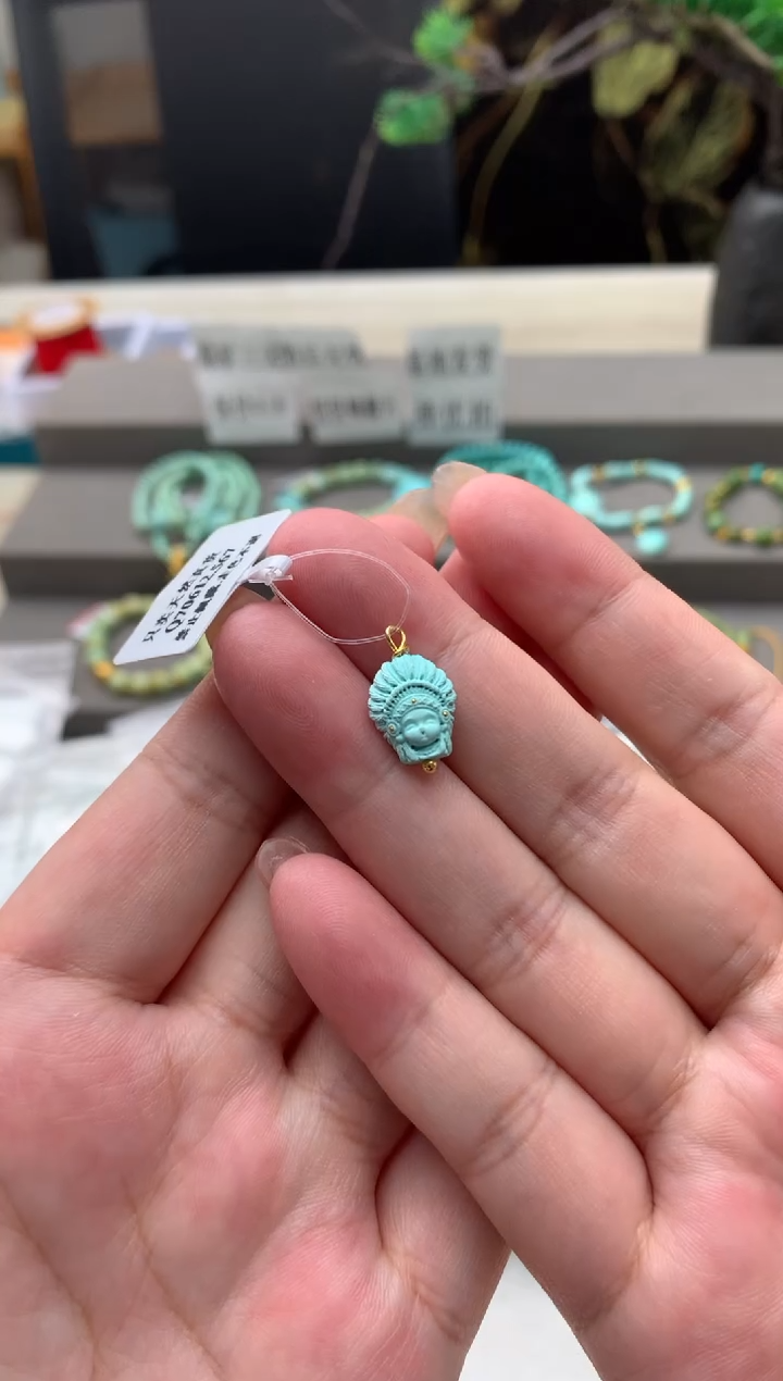 绿松石未镶嵌雕刻A67