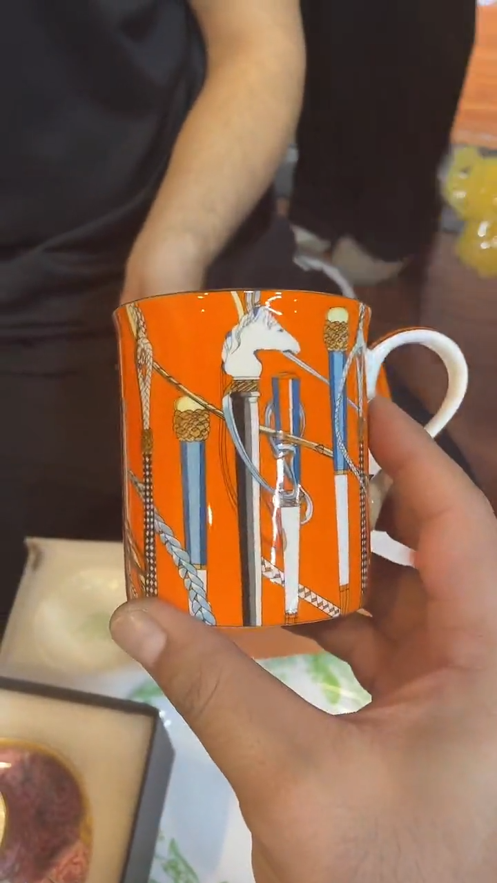 杯鸿辉家品牌瓷器，京东包邮！