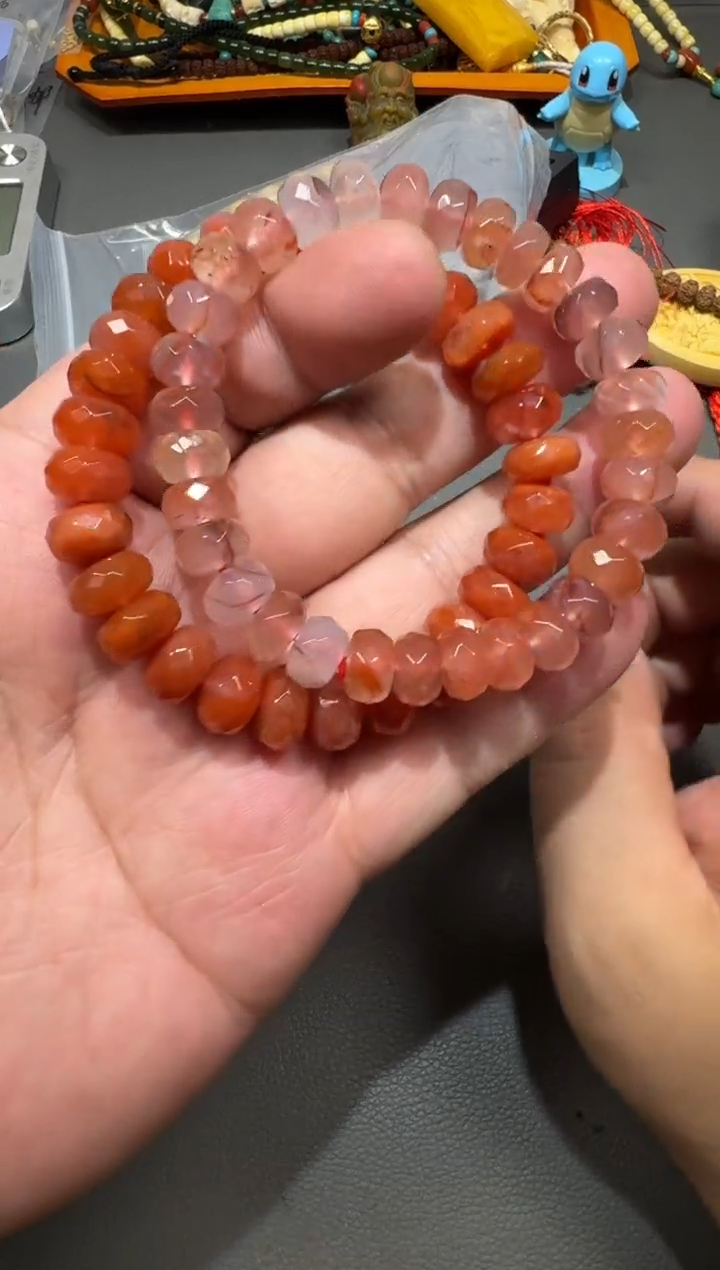 合金颈饰玛瑙/玉髓雕刻单圈