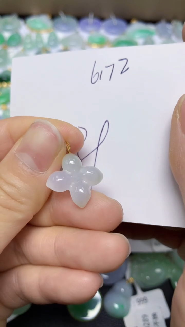 【闪购商品】翡翠挂件18K金镶嵌 天然翡翠A货