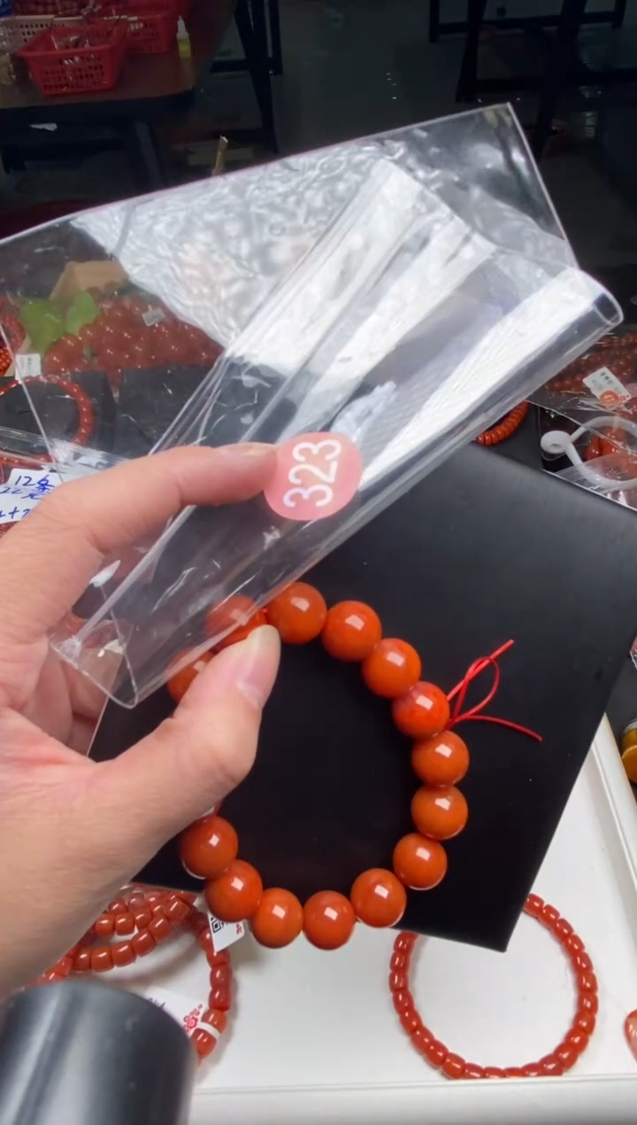 【闪购商品】南红玛瑙珠宝奇石未镶嵌323-13